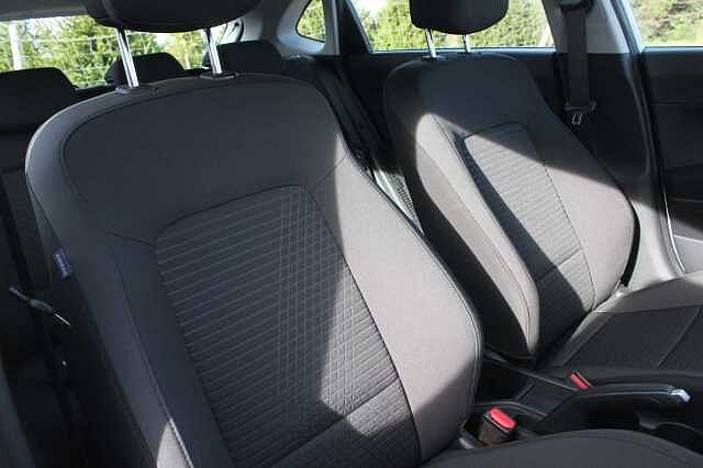 Hyundai i20 1.0 T-GDi 100ps SE Connect 48 Volt Hybrid