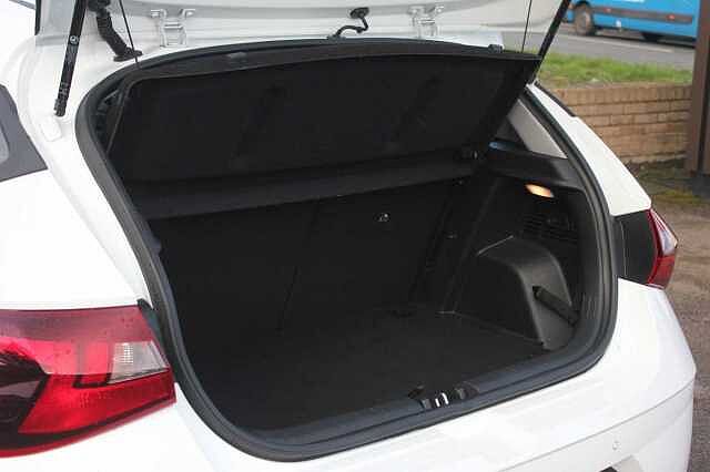 Hyundai i20 1.0 T-GDi 100ps SE Connect 48 Volt Hybrid