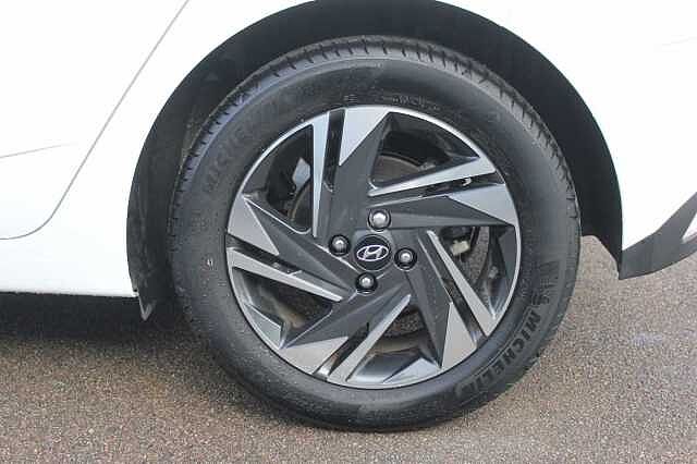 Hyundai i20 1.0 T-GDi 100ps SE Connect 48 Volt Hybrid
