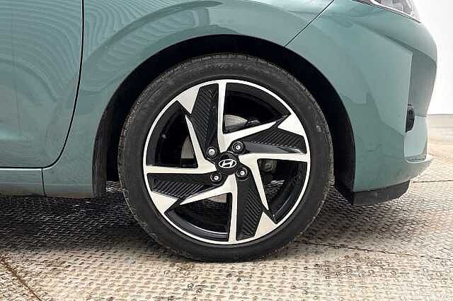 Hyundai i10 1.2 [79] Premium 5dr Auto [Nav]