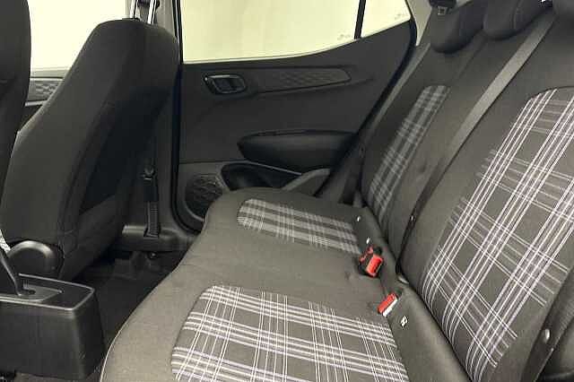 Hyundai i10 1.2 [79] Premium 5dr Auto [Nav]