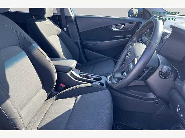 Hyundai KONA 1.6 GDi Hybrid Premium 5dr DCT Surfy Blue