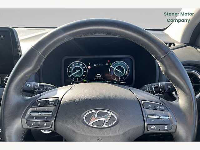 Hyundai KONA 1.6 GDi Hybrid Premium 5dr DCT Surfy Blue