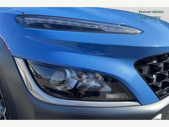 Hyundai KONA 1.6 GDi Hybrid Premium 5dr DCT Surfy Blue