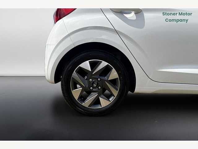Hyundai i10 1.0 [63] Advance 5dr Auto [Nav]