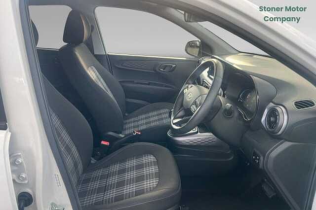 Hyundai i10 1.2 [79] Premium 5dr Auto [Nav]