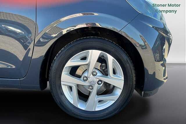 Hyundai i10 1.2 MPi SE Connect 5dr