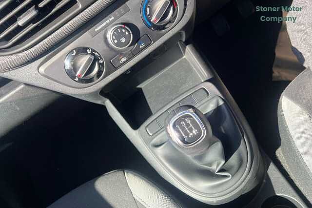 Hyundai i10 1.2 MPi SE Connect 5dr