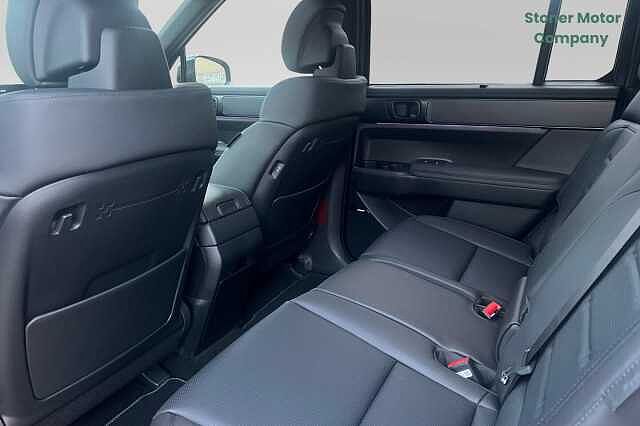 Hyundai SANTA FE 1.6 TGDi 239 Hybrid Calligraphy 5dr 4WD Auto Black