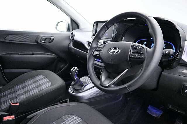 Hyundai i10 1.0 [63] Premium 5dr Auto [Nav]