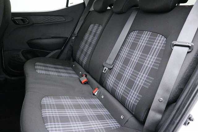 Hyundai i10 1.0 [63] Premium 5dr Auto [Nav]