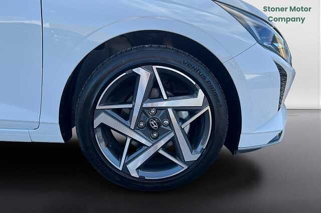 Hyundai i20 1.0T GDi 90 Tech Line 5dr DCT