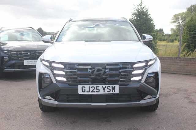Hyundai TUCSON 1.6T Hybrid Ultimate 5dr Auto Atlas White