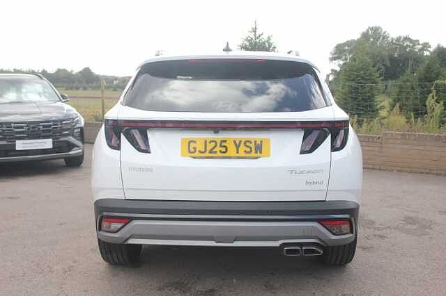 Hyundai TUCSON 1.6T Hybrid Ultimate 5dr Auto Atlas White