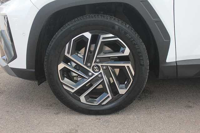 Hyundai TUCSON 1.6T Hybrid Ultimate 5dr Auto Atlas White