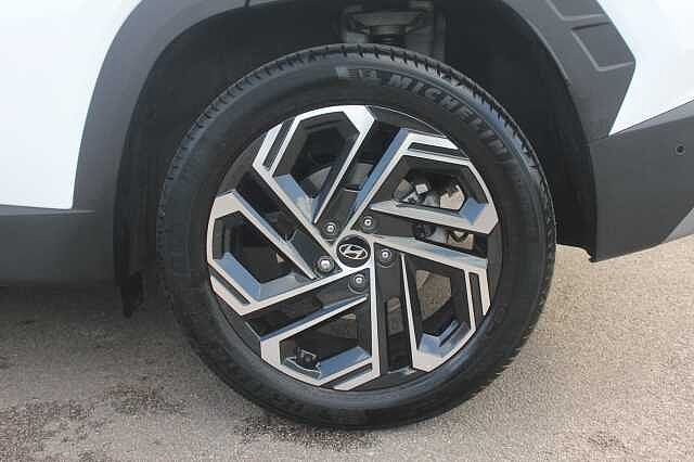 Hyundai TUCSON 1.6T Hybrid Ultimate 5dr Auto Atlas White