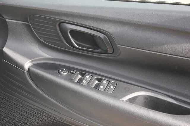 Hyundai i20 1.0T GDi Advance 5dr