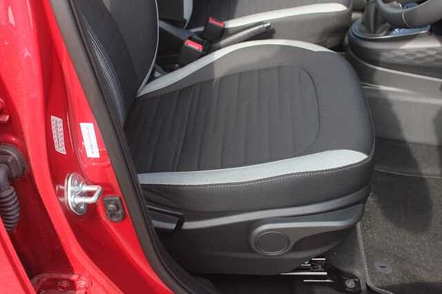 Hyundai i10 1.0 [63] Advance 5dr Auto [Nav]