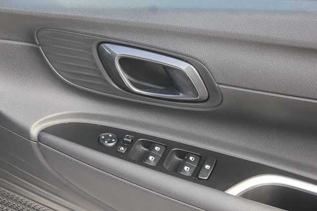 Hyundai i20 1.0T GDi Premium 5dr DCT