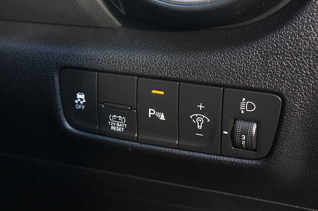 Hyundai KONA 1.6 GDi Hybrid Premium 5dr DCT