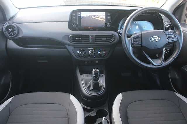 Hyundai i10 1.0 Advance 5dr Auto