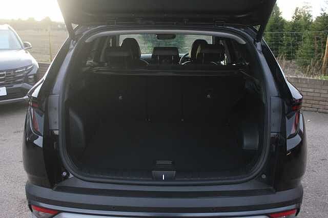 Hyundai TUCSON 1.6T Premium 5dr