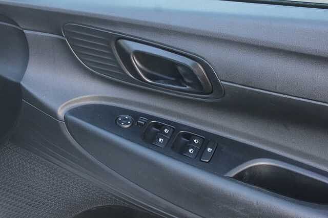 Hyundai i20 1.0T GDi 48V MHD SE Connect 5dr