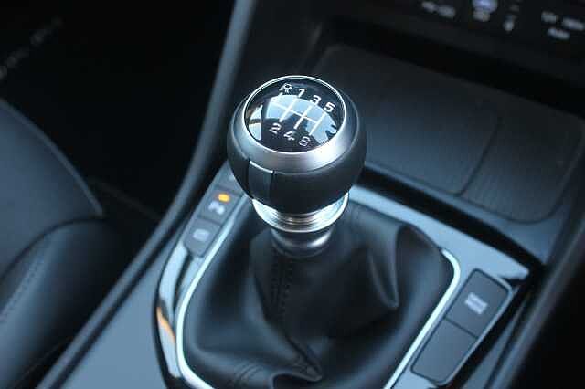 Hyundai TUCSON 1.6T Premium 5dr