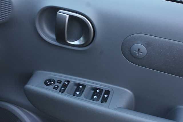 Hyundai Inster 85kW Cross 49kWh 5dr Auto