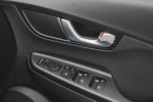 Hyundai KONA 1.6 GDi Hybrid Ultimate 5dr DCT