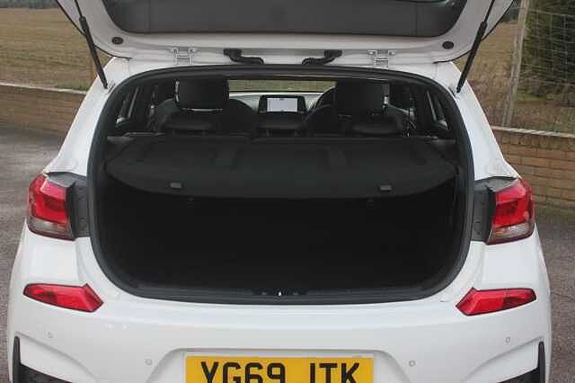 Hyundai i30 1.4T GDI N Line+ [Nav] 5dr