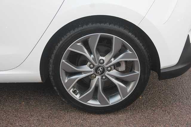 Hyundai i30 1.4T GDI N Line+ [Nav] 5dr