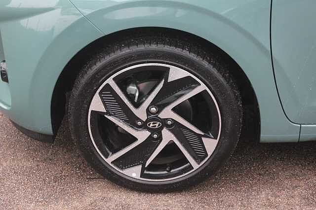 Hyundai i10 1.2 [79] Premium 5dr Auto [Nav]