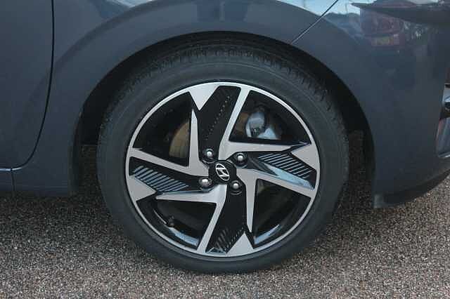 Hyundai i10 1.2 MPi Premium 5dr