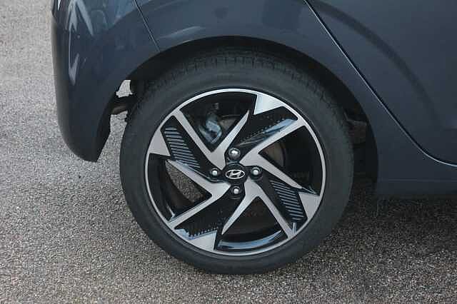 Hyundai i10 1.2 MPi Premium 5dr