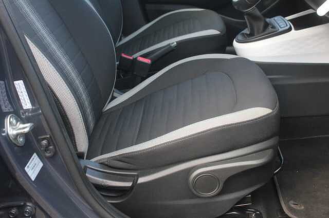 Hyundai i10 1.2 MPi Premium 5dr