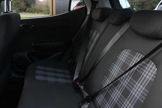 Hyundai i10 1.0 [63] Premium 5dr Auto [Nav]