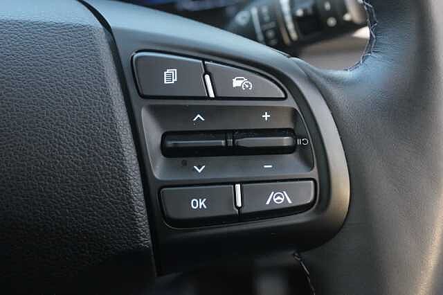 Hyundai i10 1.0 [63] Premium 5dr Auto [Nav]