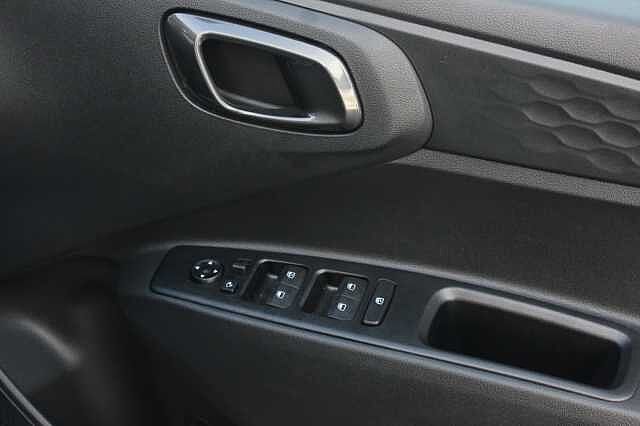 Hyundai i10 1.0 [63] Premium 5dr Auto [Nav]