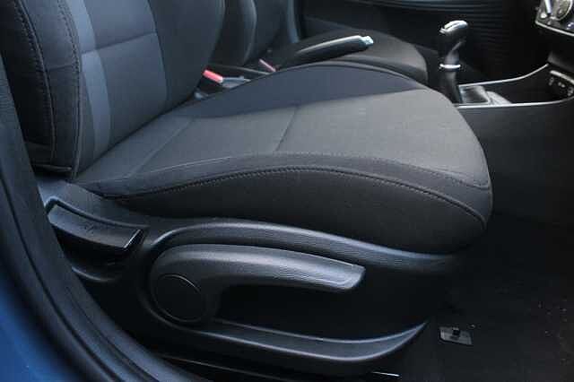 Hyundai i20 1.0T GDi Advance 5dr