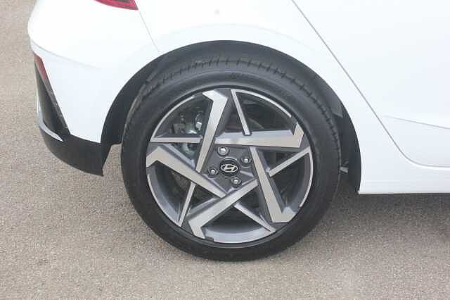 Hyundai i20 1.0T GDi Premium 5dr DCT