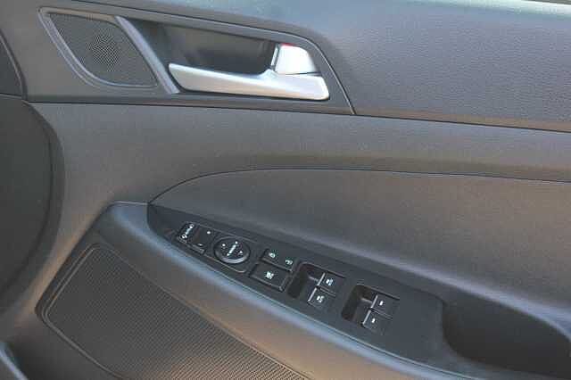 Hyundai TUCSON 1.6 GDi SE Nav 5dr 2WD
