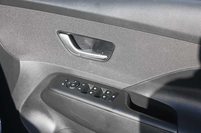 Hyundai KONA 1.6 Hybrid 129 Advance 5dr DCT