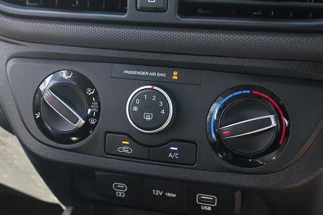 Hyundai i10 1.0 [63] Advance 5dr [Nav]