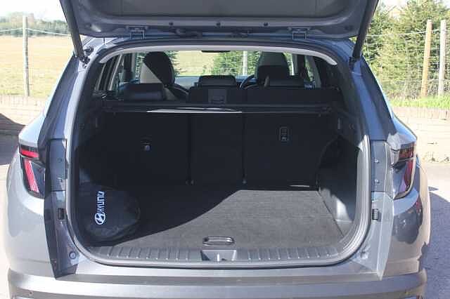 Hyundai TUCSON 1.6T Plug-in Hybrid Ultimate 5dr Auto Ecotronic Grey